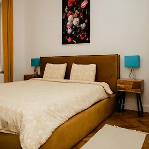 Apartment Beauty, Brussels