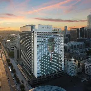 4* Hotel Uptown