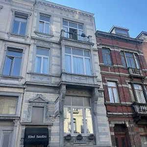 Satellite Hotel