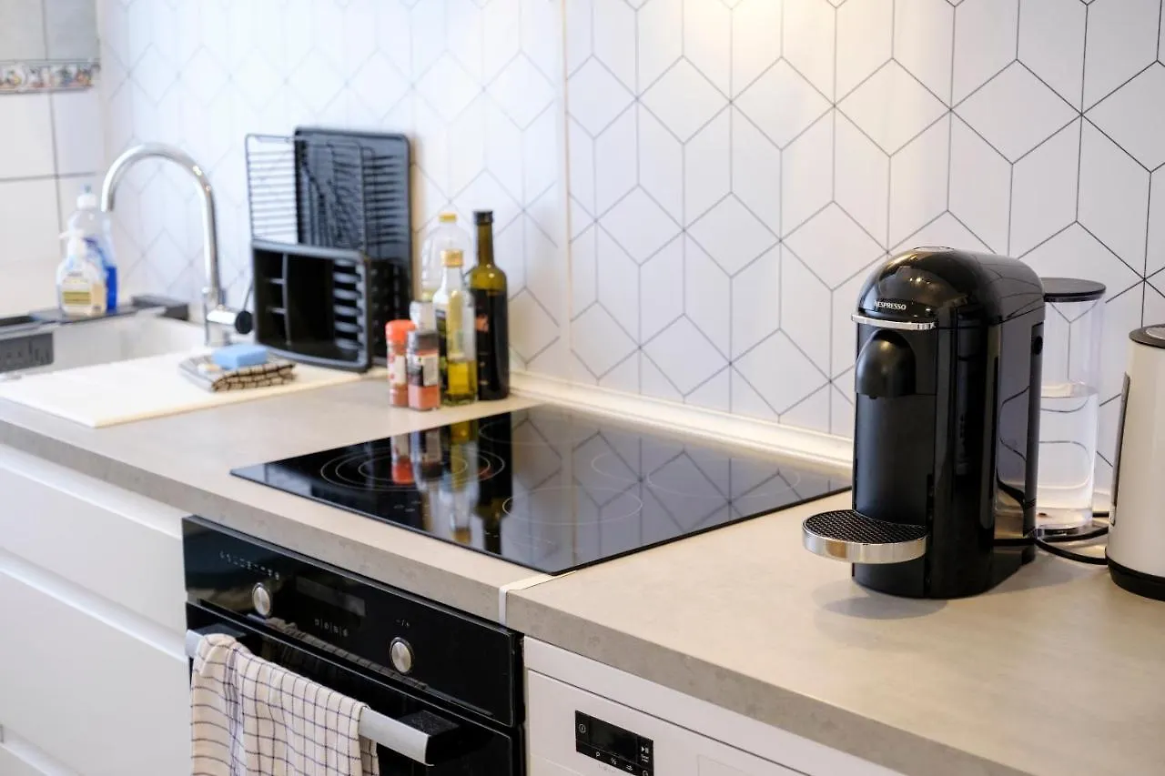 2 Bedrooms Apartment Wolewe-Saint-Lambert Brussels