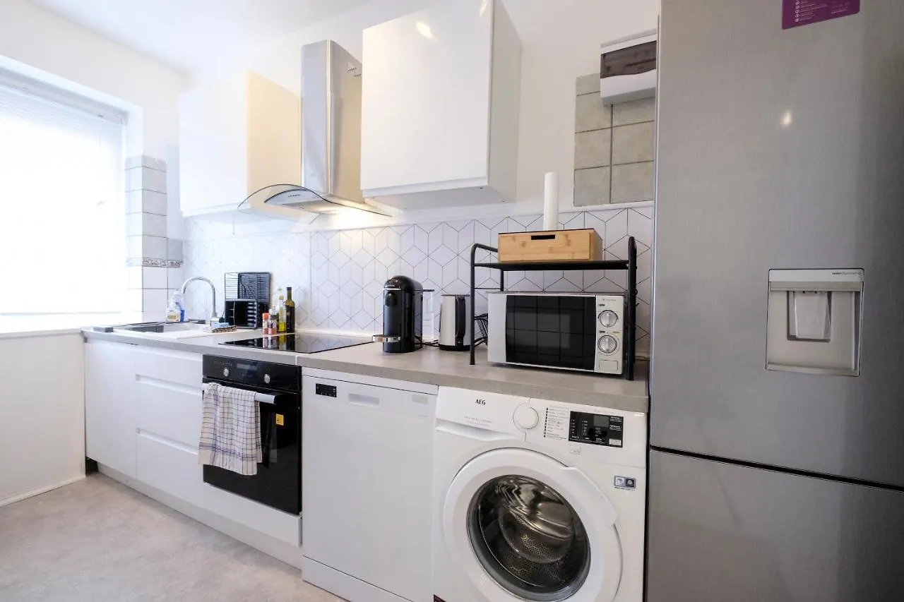 2 Bedrooms Apartment Wolewe-Saint-Lambert Brussels 0*,  Belgium